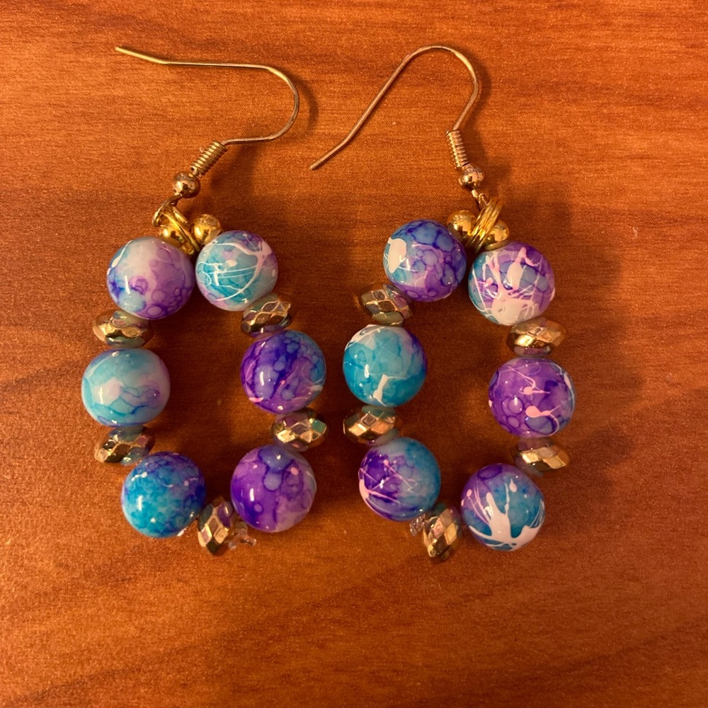 Purple and white with a little pink earrings
